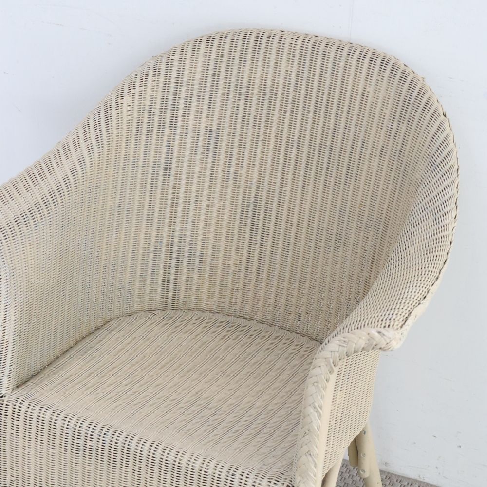 インテリアを明るく演出♪ ロイドルームチェア VC106-031