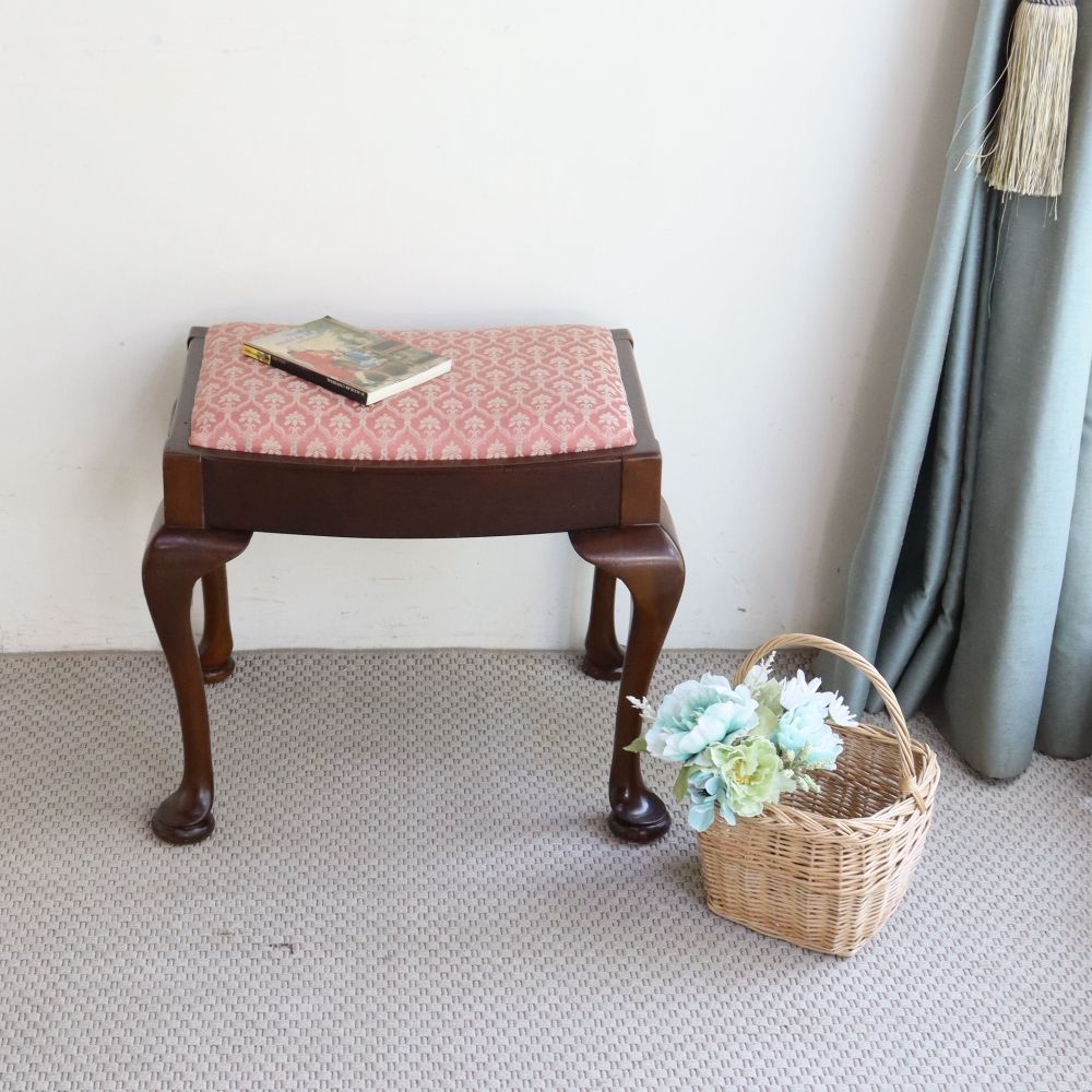 オシャレな猫脚♪ スツール VC106-092