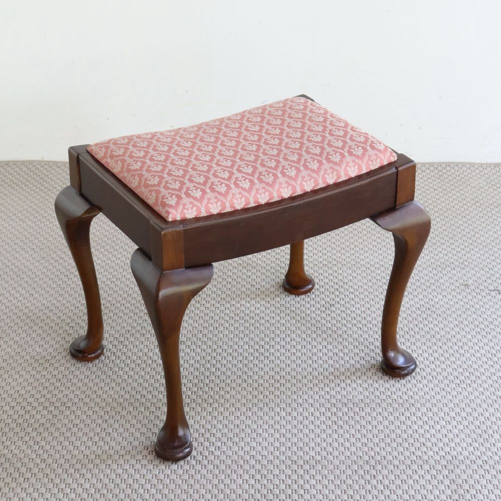 オシャレな猫脚♪ スツール VC106-092