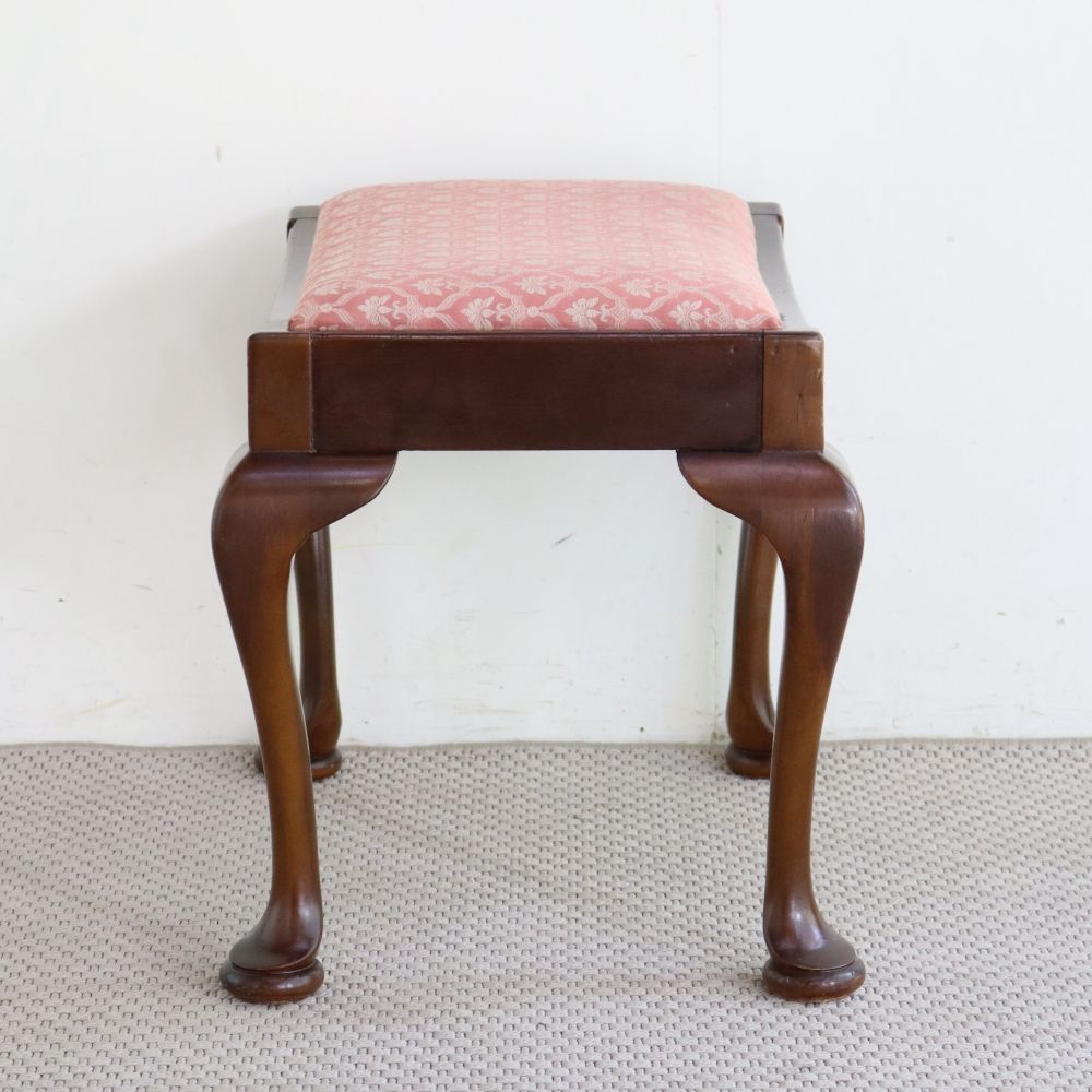 オシャレな猫脚♪ スツール VC106-092