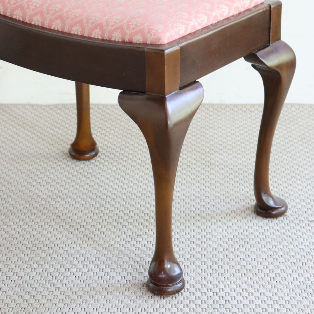 オシャレな猫脚♪ スツール VC106-092