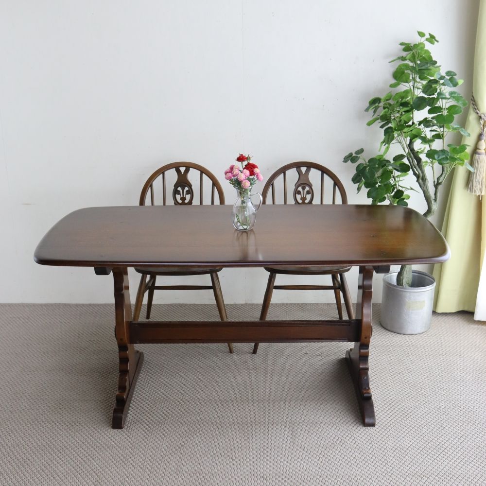 オーク材の天板がカッコいい♪ レフェクトリーテーブル【Ercol(アーコール)】 VC106-100