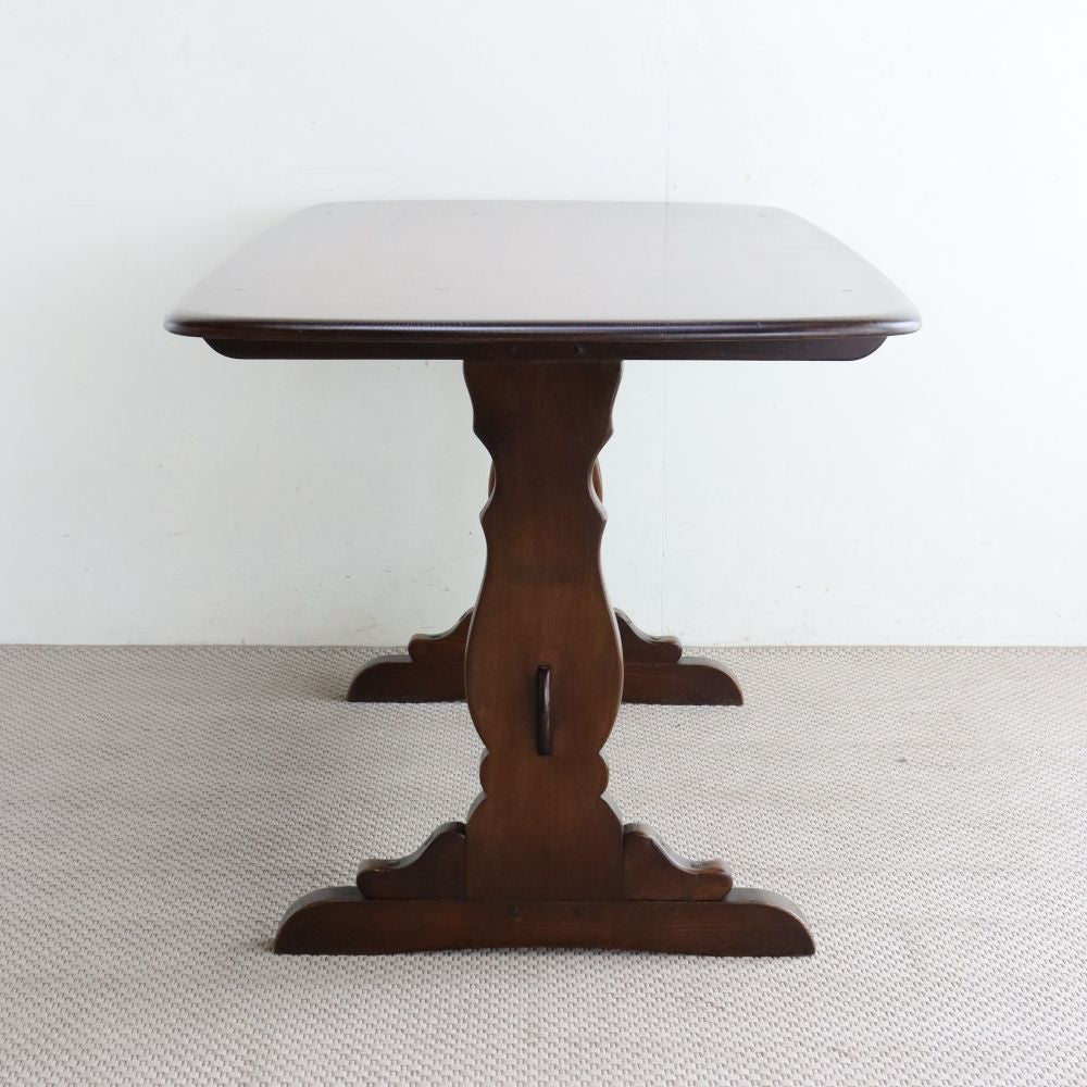 オーク材の天板がカッコいい♪ レフェクトリーテーブル【Ercol(アーコール)】 VC106-100