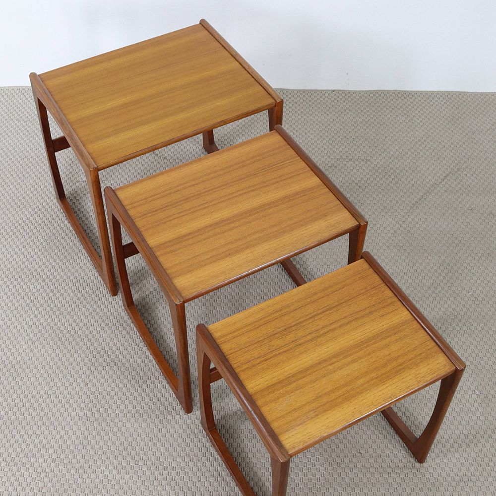 カッコいいQuadrilleシリーズ♪ ネストテーブルG-PLAN VC106-106