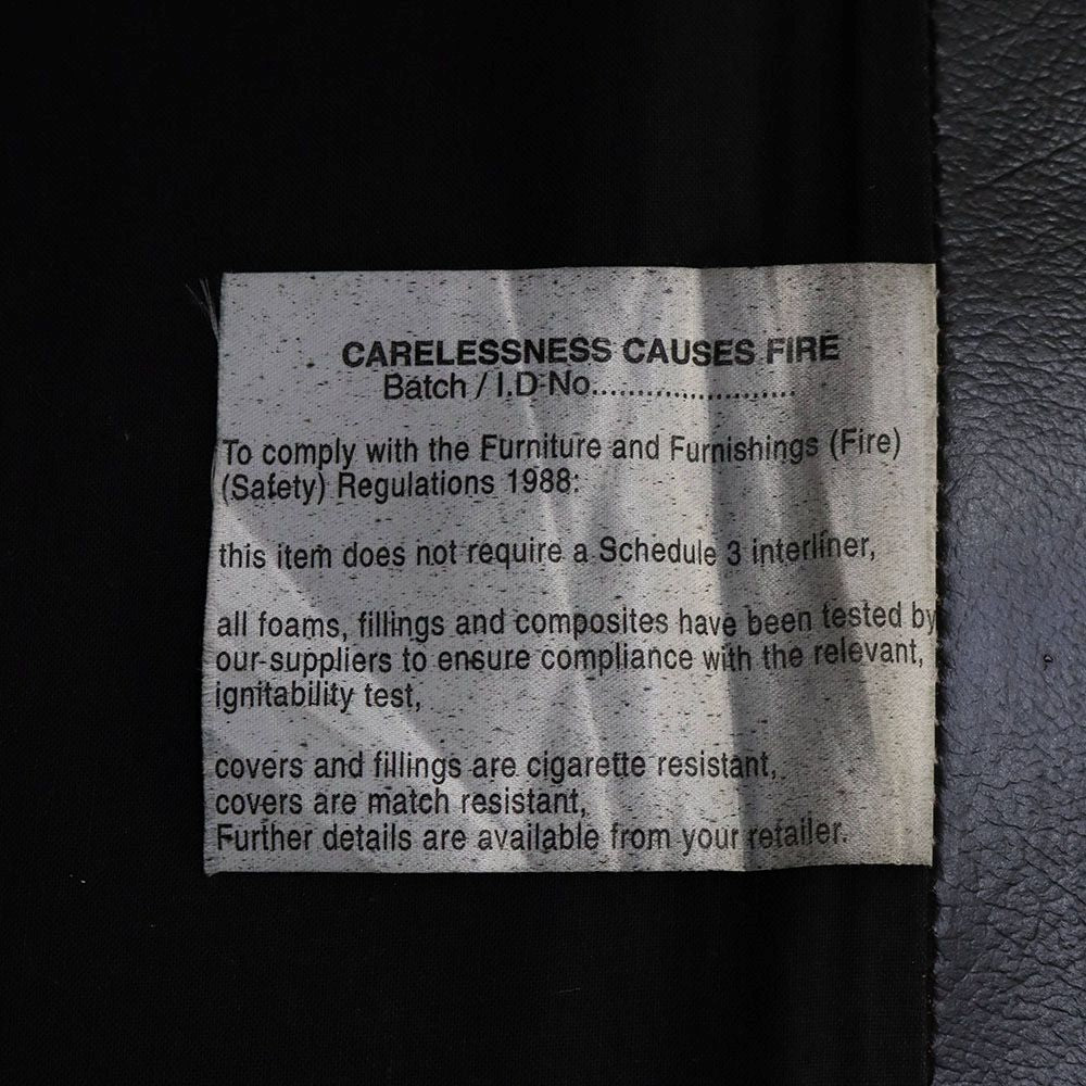 オシャレな特等席♪ チェスターフィールドソファ1人掛 VC106-143