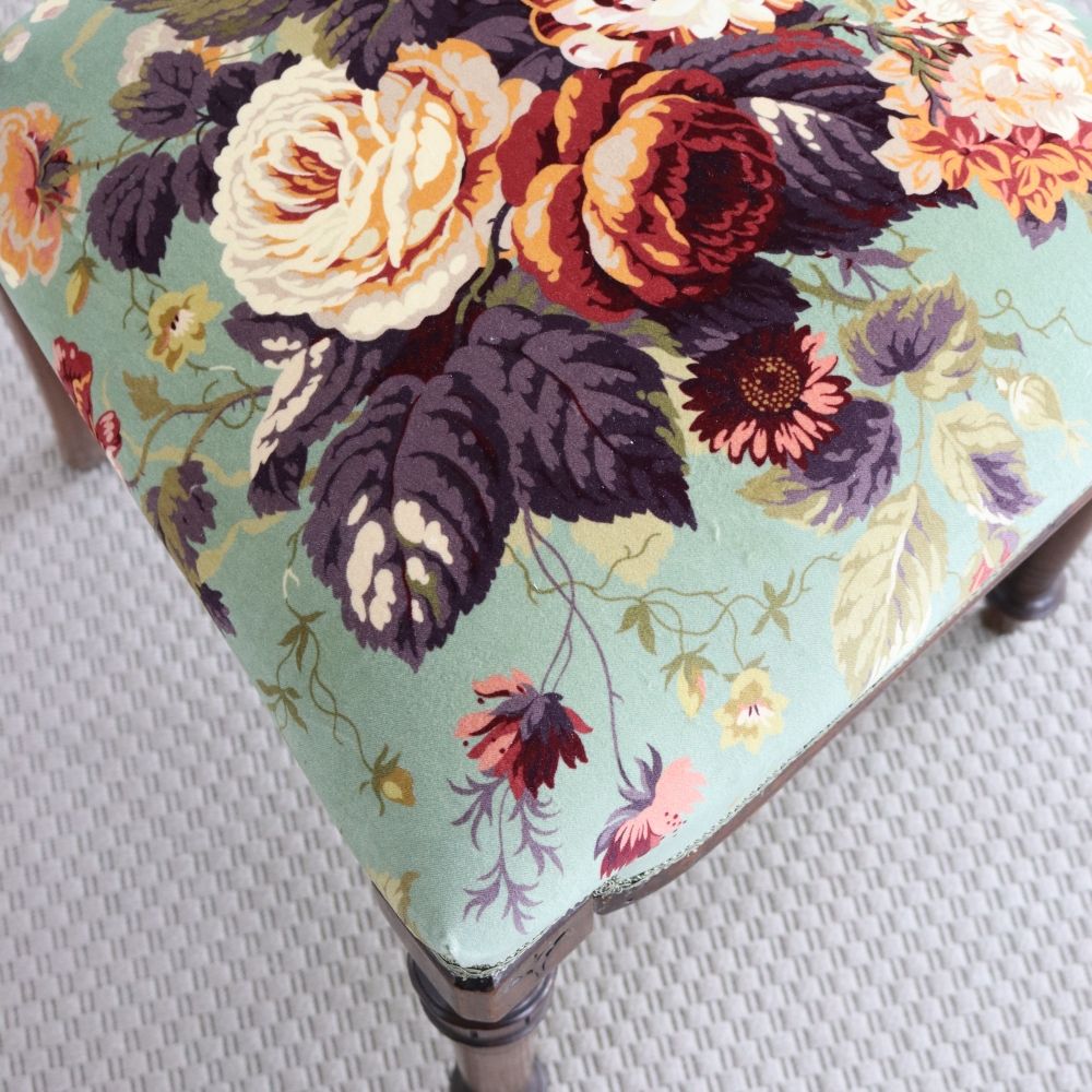 エレガントな空間演出に♪ サロンチェア VC106-151-226885