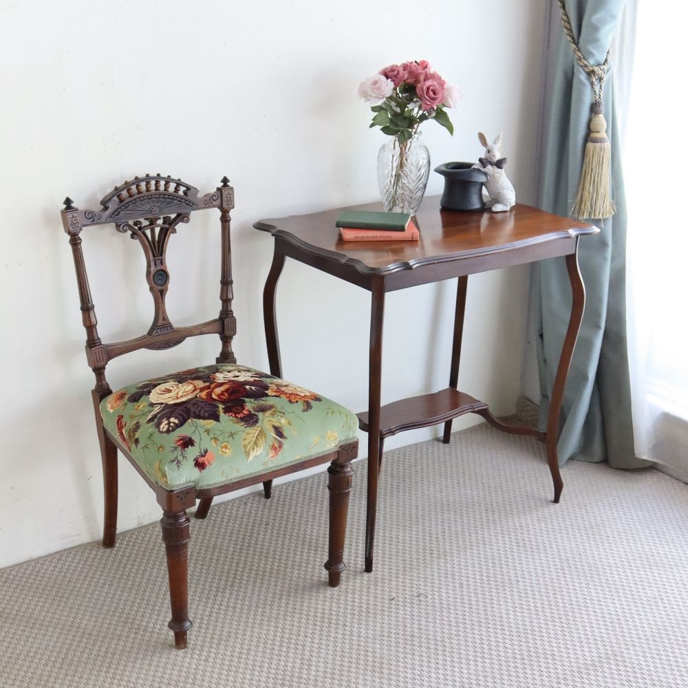 エレガントな空間演出に♪ サロンチェア VC106-151-226885