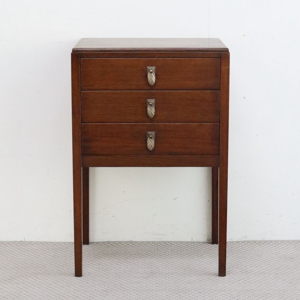 アクセントはアールデコ♪ ミュージックキャビネット VC106-191