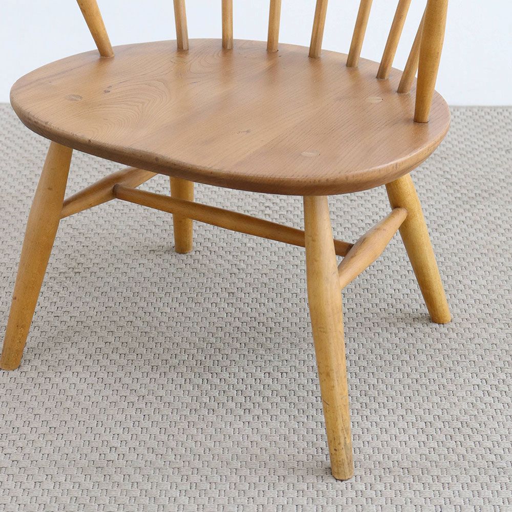 アームは牛の角の形♪ カウホーンチェア【ERCOL / No.451 Low-sated Fireside Chair】 VC106-193-02
