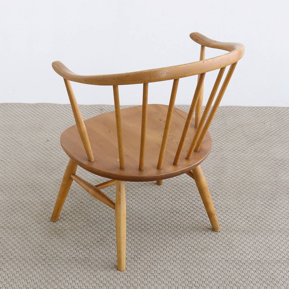アームは牛の角の形♪ カウホーンチェア【ERCOL / No.451 Low-sated Fireside Chair】 VC106-193-02