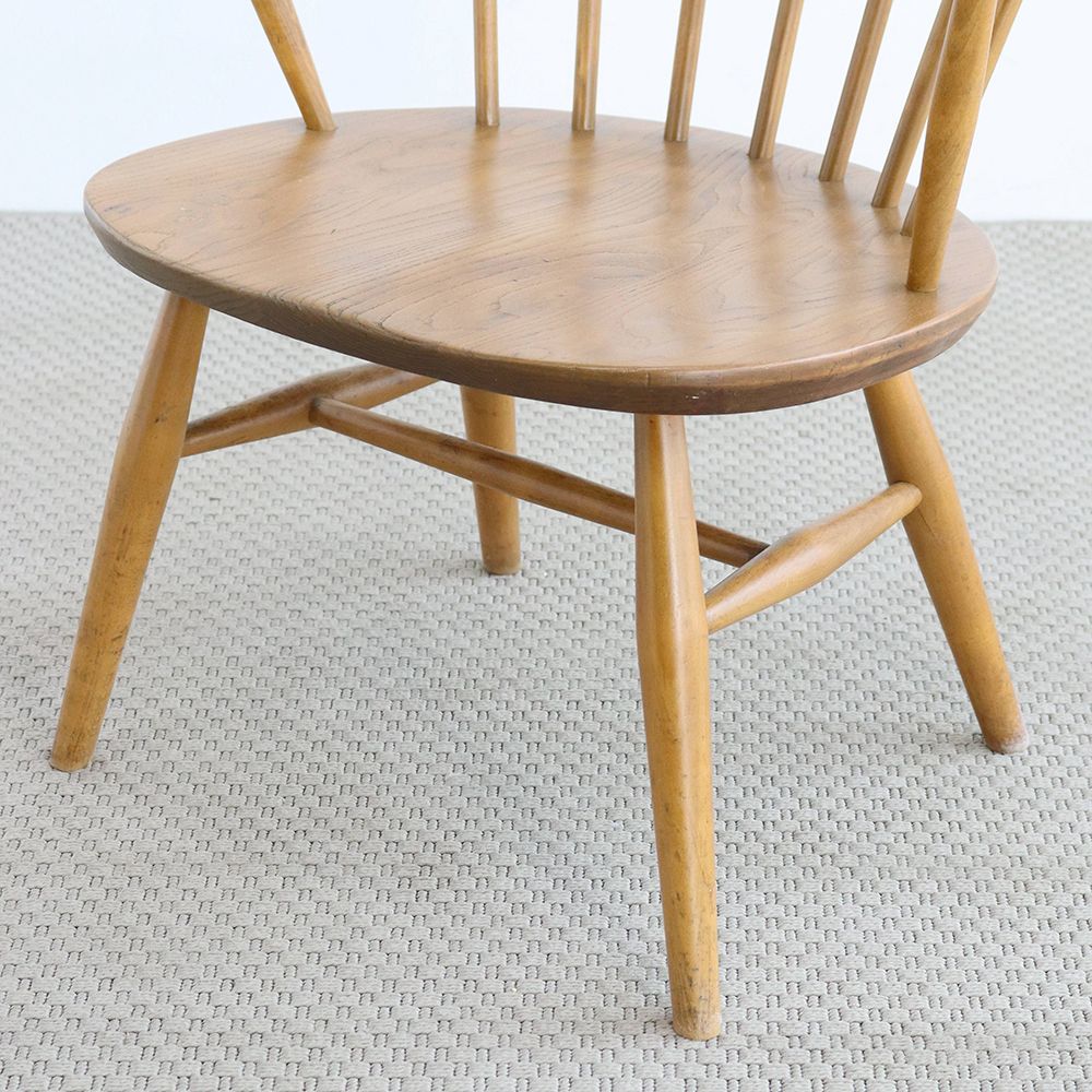 アームは牛の角の形♪ アーコール・カウホーンチェア【ERCOL / No.451 Low-sated Fireside Chair】 VC106-193-01