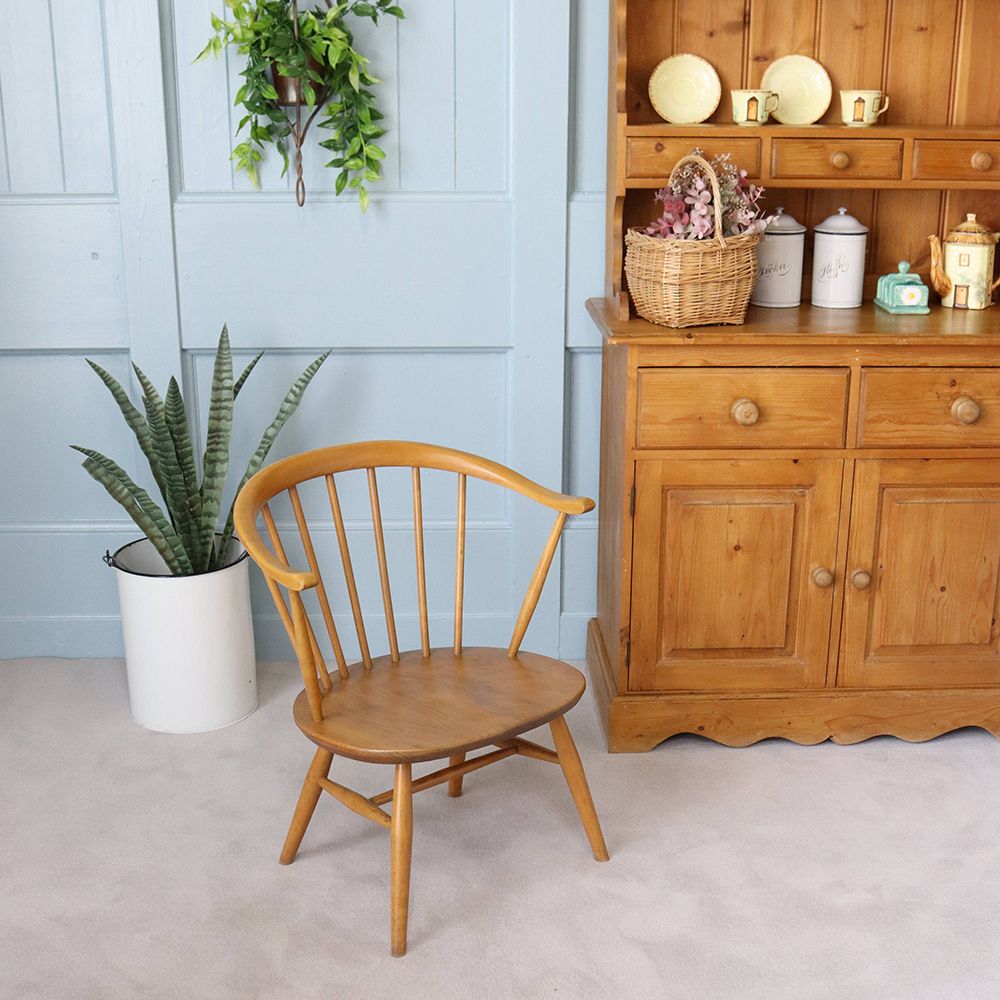 アームは牛の角の形♪ アーコール・カウホーンチェア【ERCOL / No.451 Low-sated Fireside Chair】 VC106-193-01