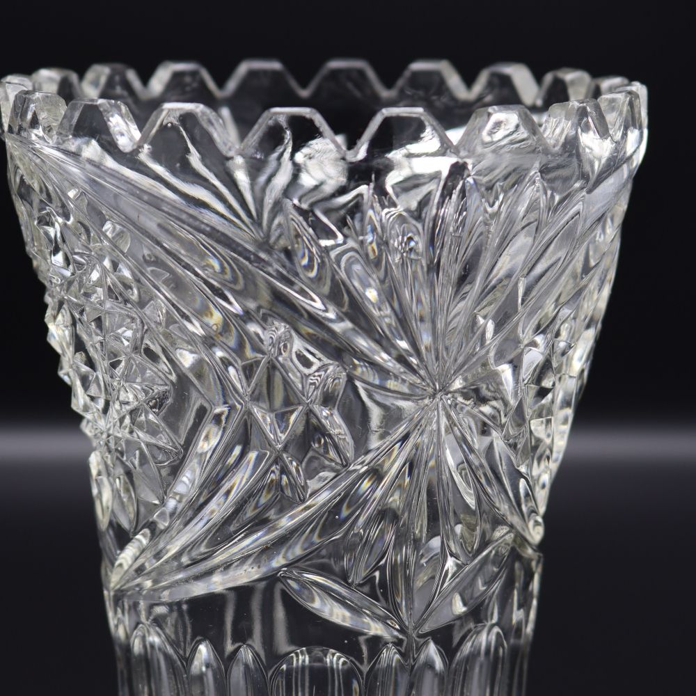 オシャレな透明感♪ ビンテージガラスベース VC106-235016