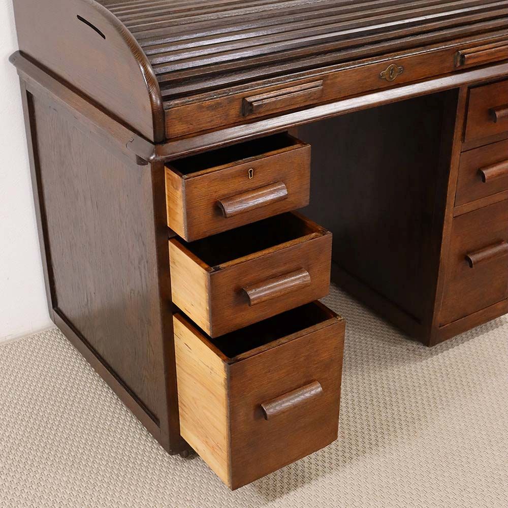 オシャレなロールトップ♪ デスクHarris Lebus VC106-241