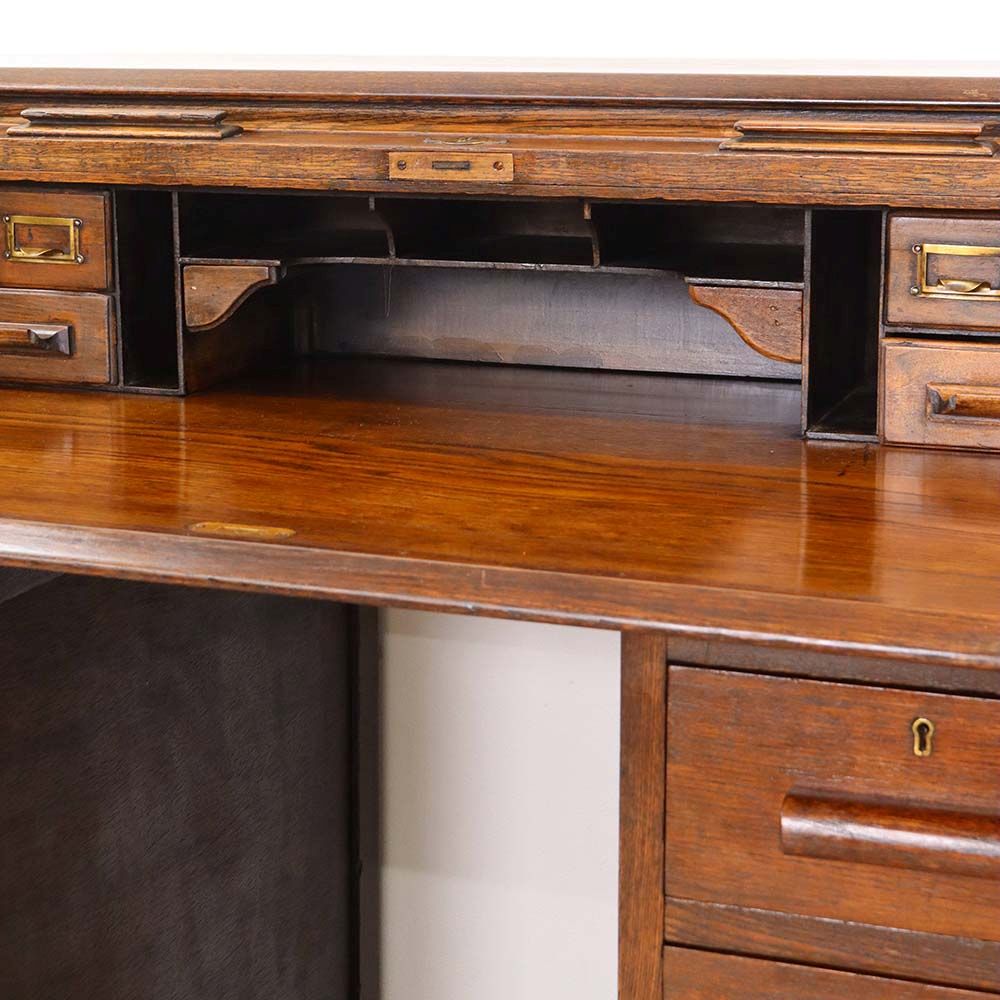 オシャレなロールトップ♪ デスクHarris Lebus VC106-241