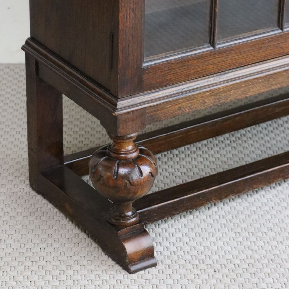 オシャレな装飾がお気に入り♪ ブックケース【WARING&GILLOW(ワーリング・アンド・ギロー)】 VC107-004