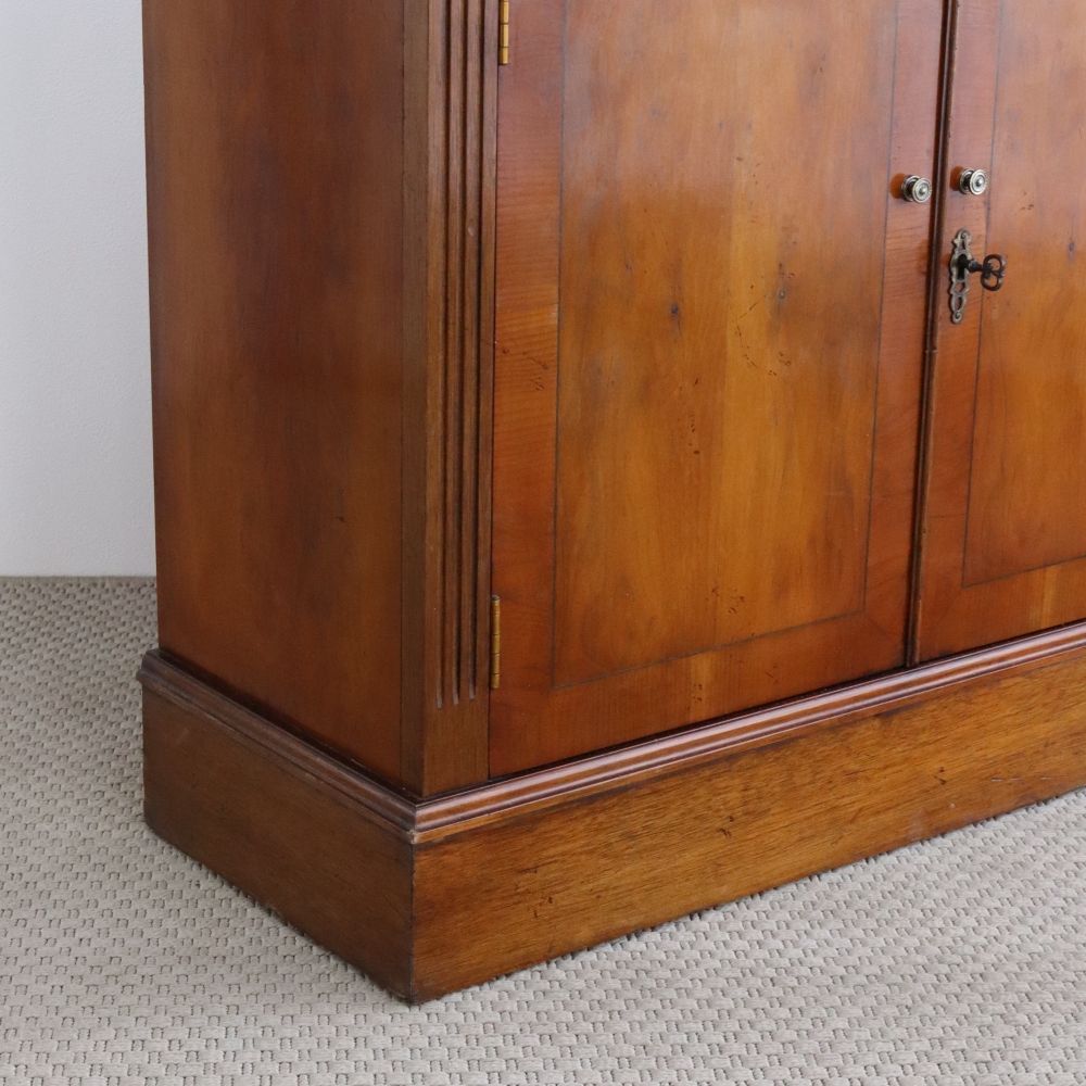 オシャレな象嵌細工に一目惚れ♪ キャビネット VC107-009002