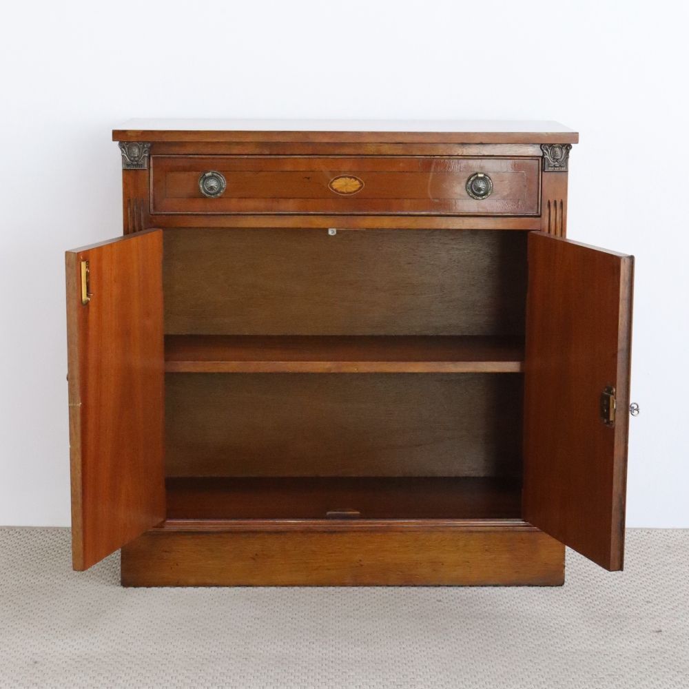 オシャレな象嵌細工に一目惚れ♪ キャビネット VC107-009002