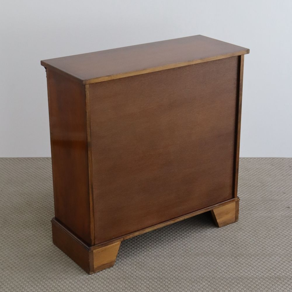 オシャレな象嵌細工に一目惚れ♪ キャビネット VC107-009002