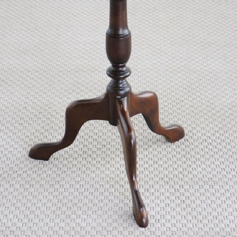 絵になるシーンにウットリ♪ ワインテーブル VC107-018003