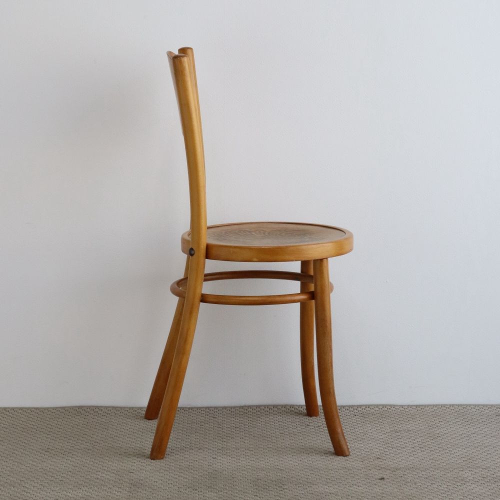 オシャレな模様も楽しんで♪ ベントウッドチェア VC107-023