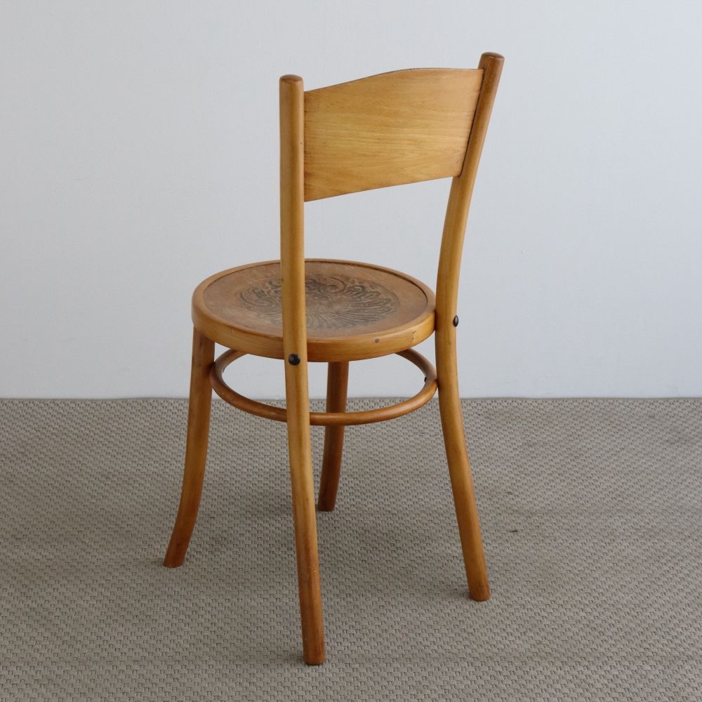 オシャレな模様も楽しんで♪ ベントウッドチェア VC107-023