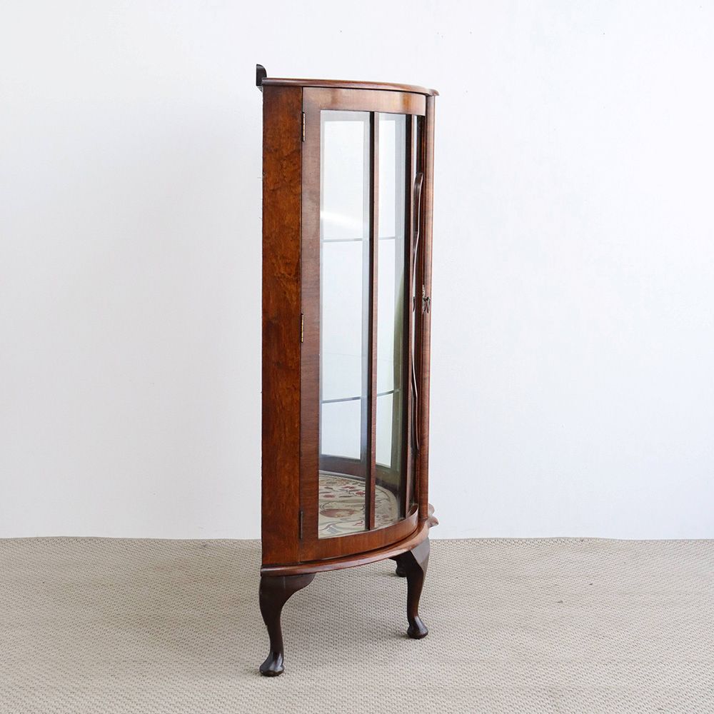 エナメル模様がキラリ♪ ディスプレイキャビネット VC107-056-220626