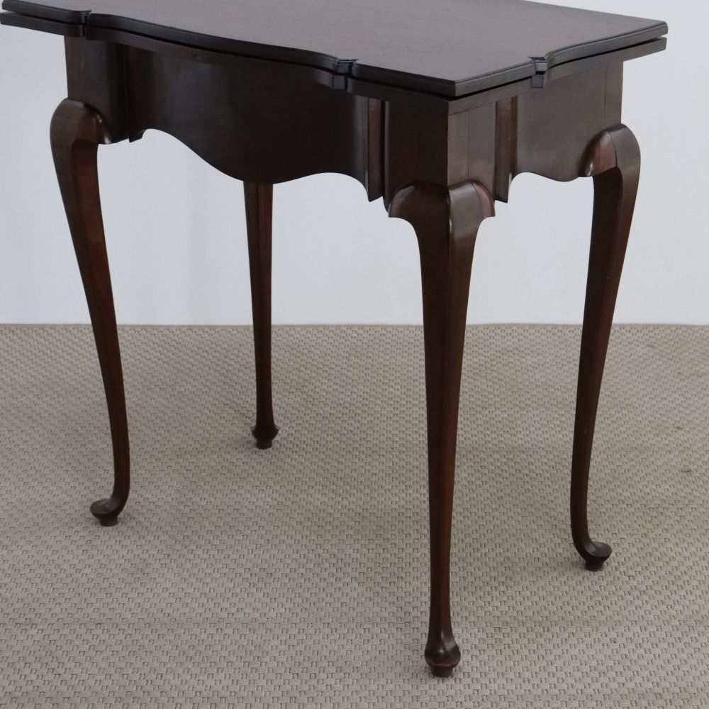 オシャレな猫脚♪ 折りたたみゲームテーブル VC107-061MORRIS