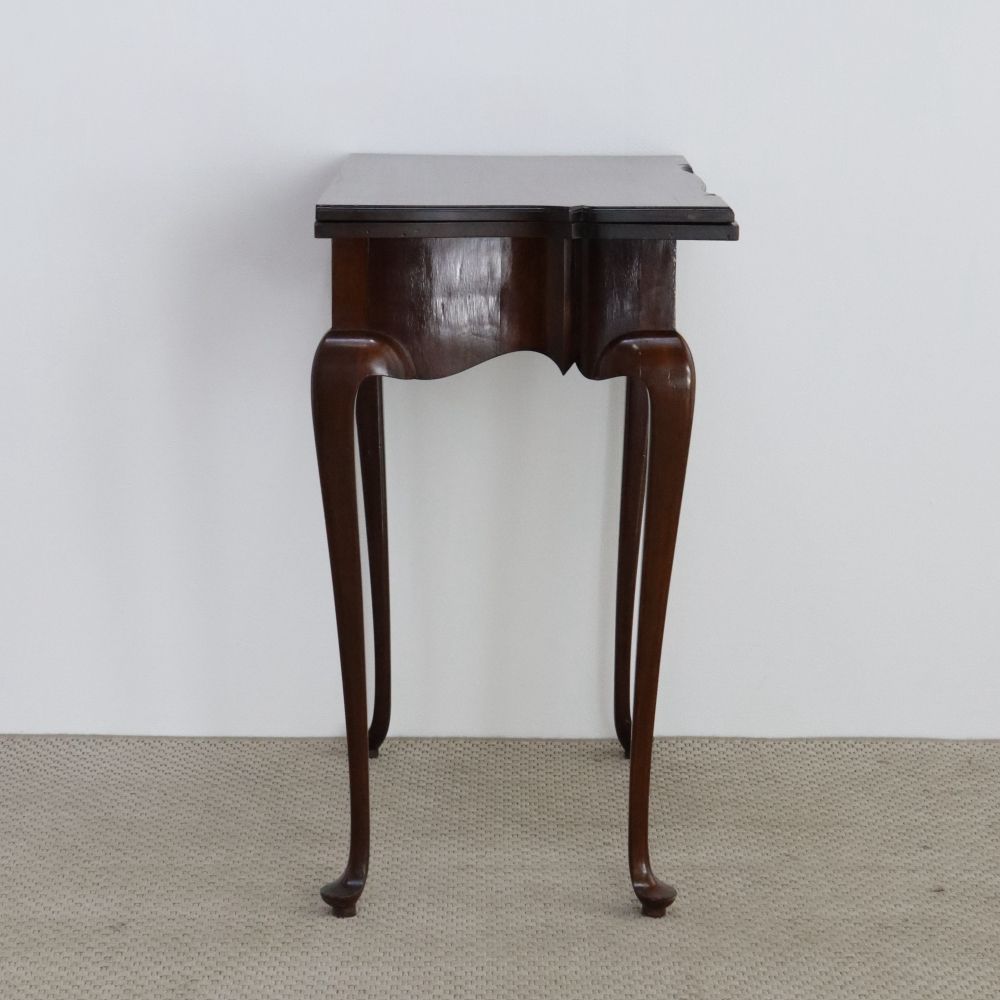 オシャレな猫脚♪ 折りたたみゲームテーブル VC107-061MORRIS