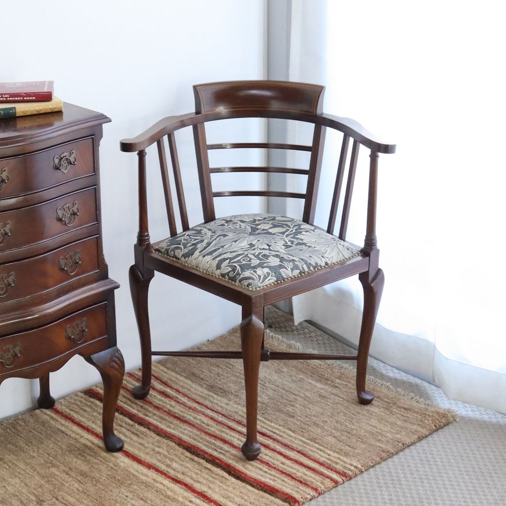 オシャレなフォルムが自慢です♪ コーナーチェア VC107-082-226482