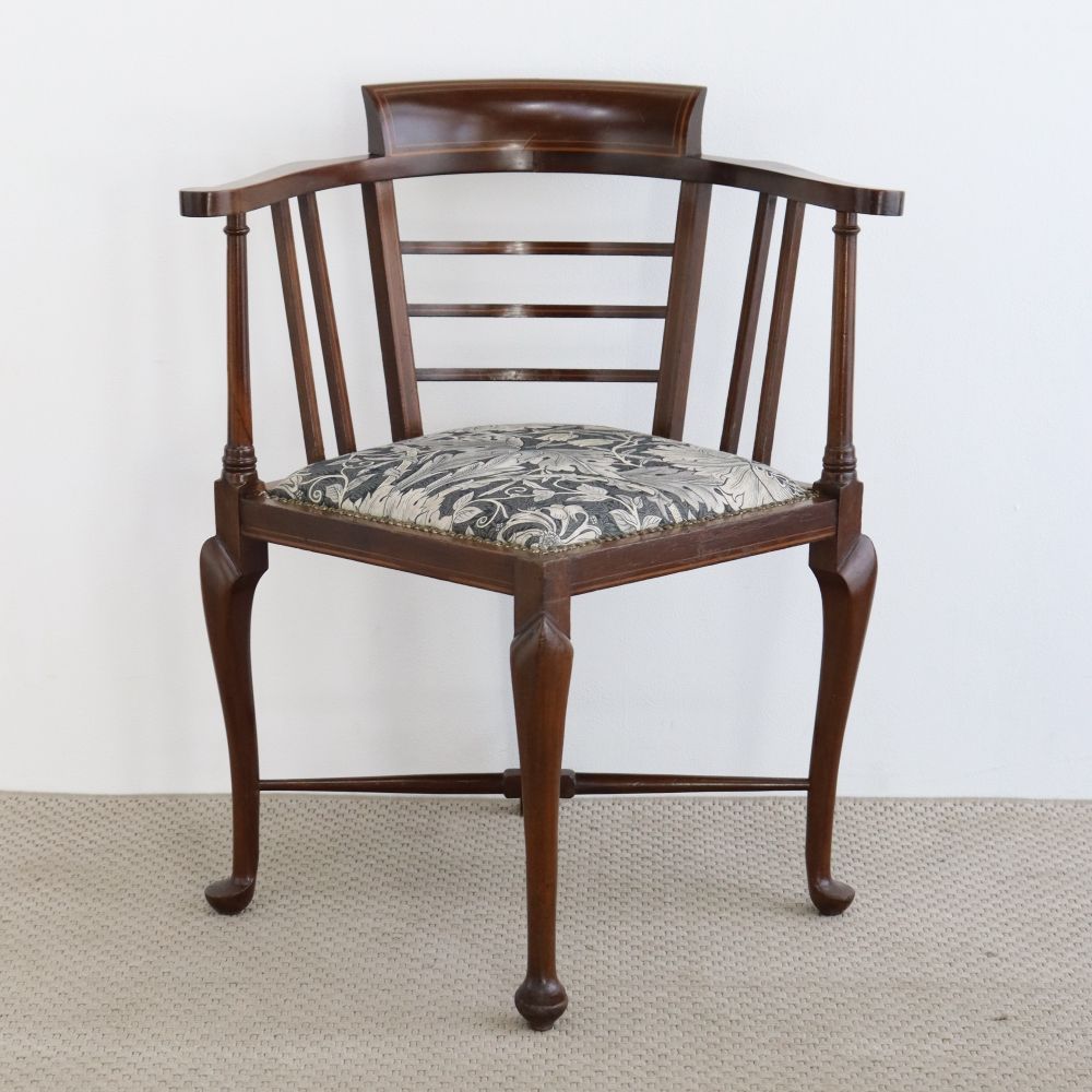 オシャレなフォルムが自慢です♪ コーナーチェア VC107-082-226482