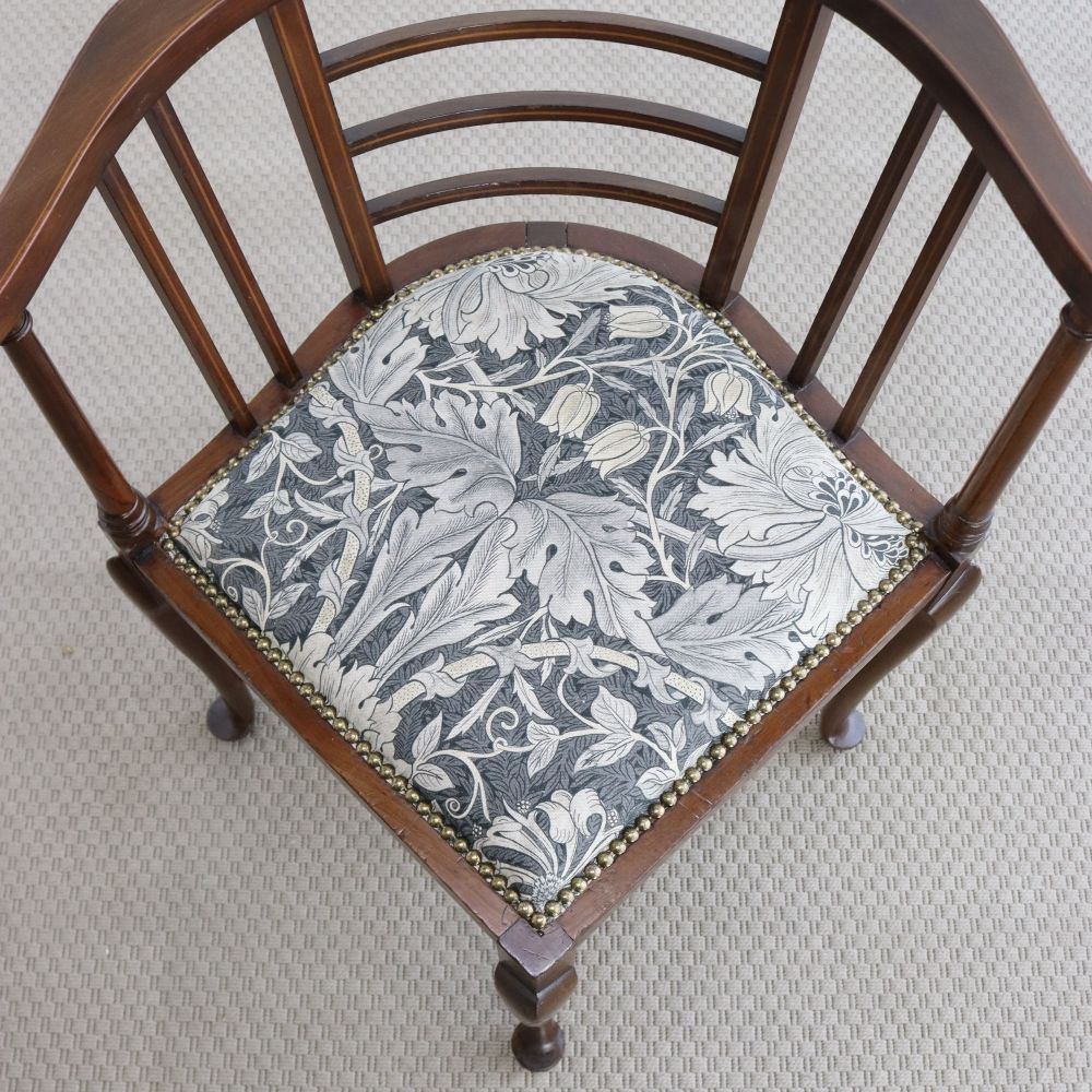 オシャレなフォルムが自慢です♪ コーナーチェア VC107-082-226482