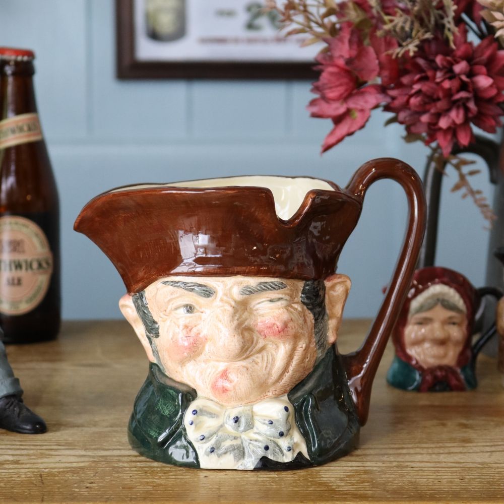 インパクト抜群♪ トビージャグ ROYAL DOULTON VC107-106002