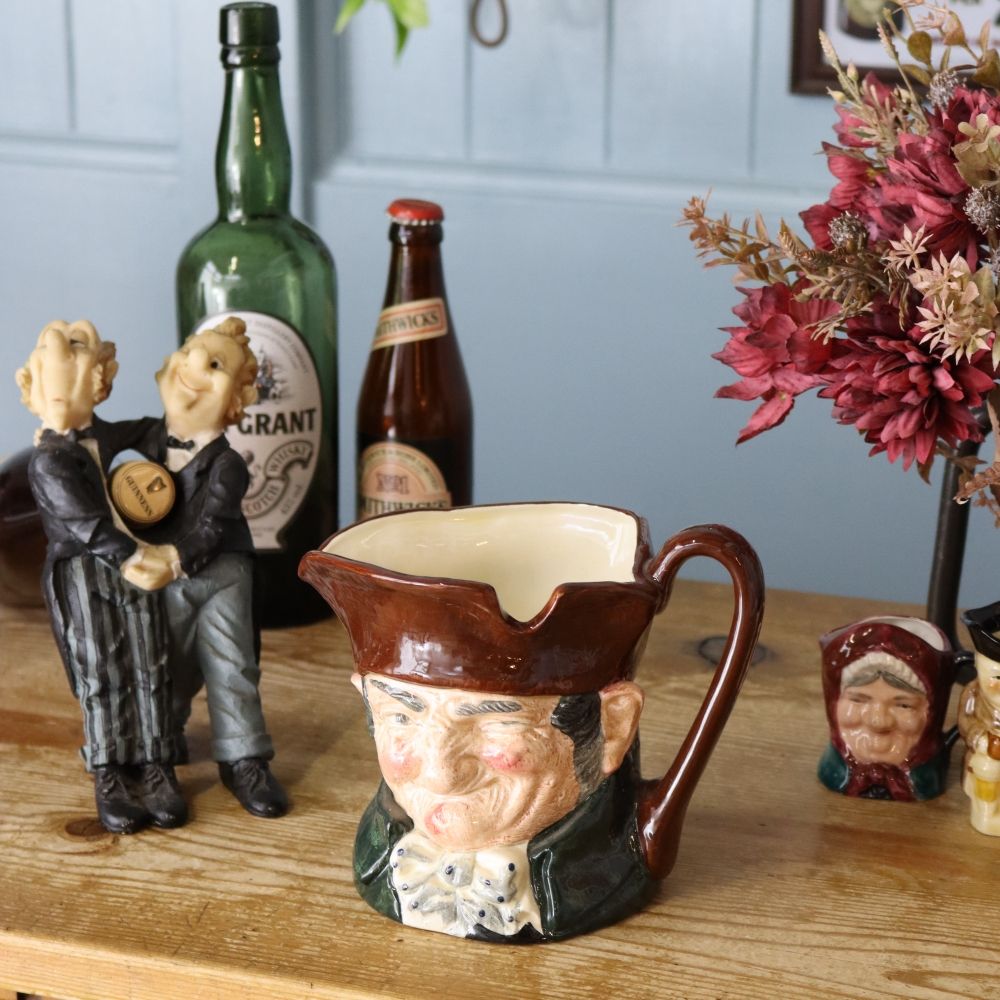 インパクト抜群♪ トビージャグ ROYAL DOULTON VC107-106002