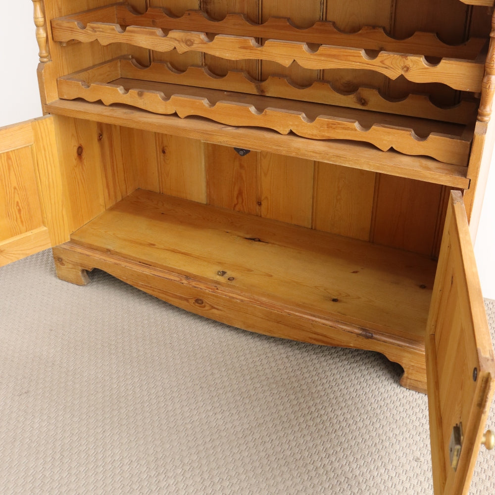 オシャレなタイル装飾♪ ワインキャビネット VC107-110