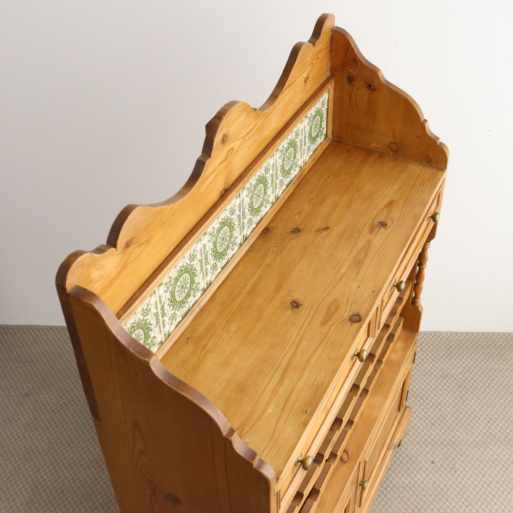 オシャレなタイル装飾♪ ワインキャビネット VC107-110