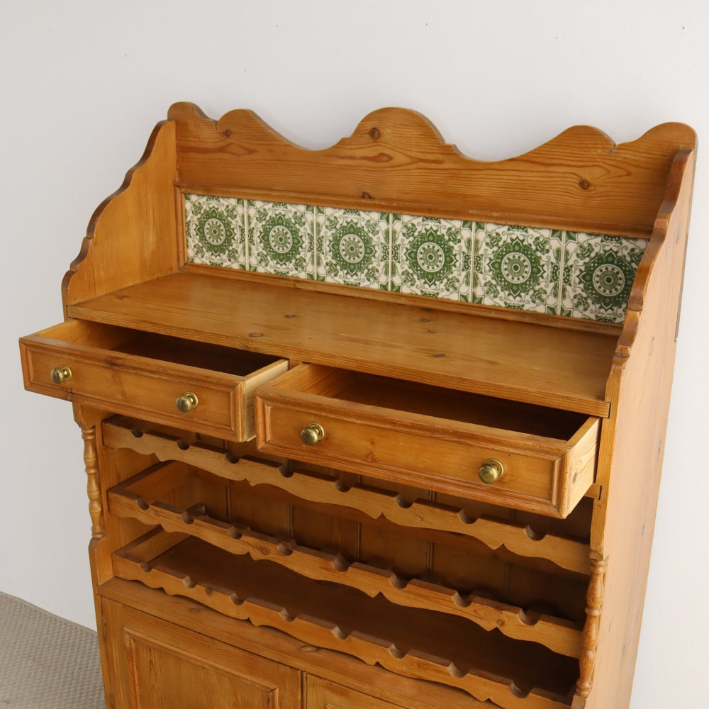 オシャレなタイル装飾♪ ワインキャビネット VC107-110