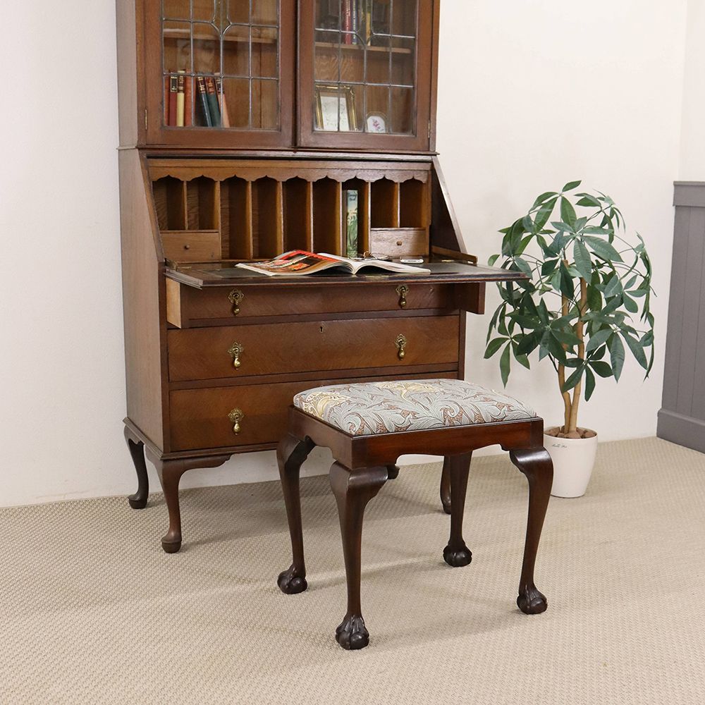 エレガントなクロウ&ボール♪ スツール VC107-120MORRIS