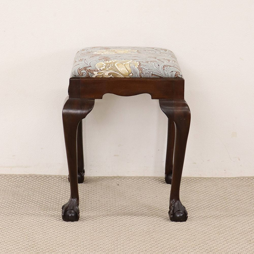 エレガントなクロウ&ボール♪ スツール VC107-120MORRIS