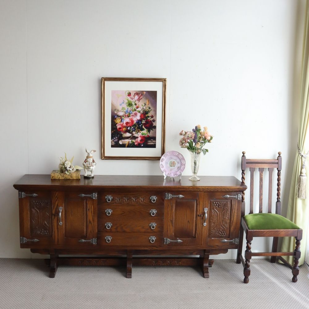 手仕事の技を堪能♪ サイドボード【WEBBER FURNITURE】 VC107-181