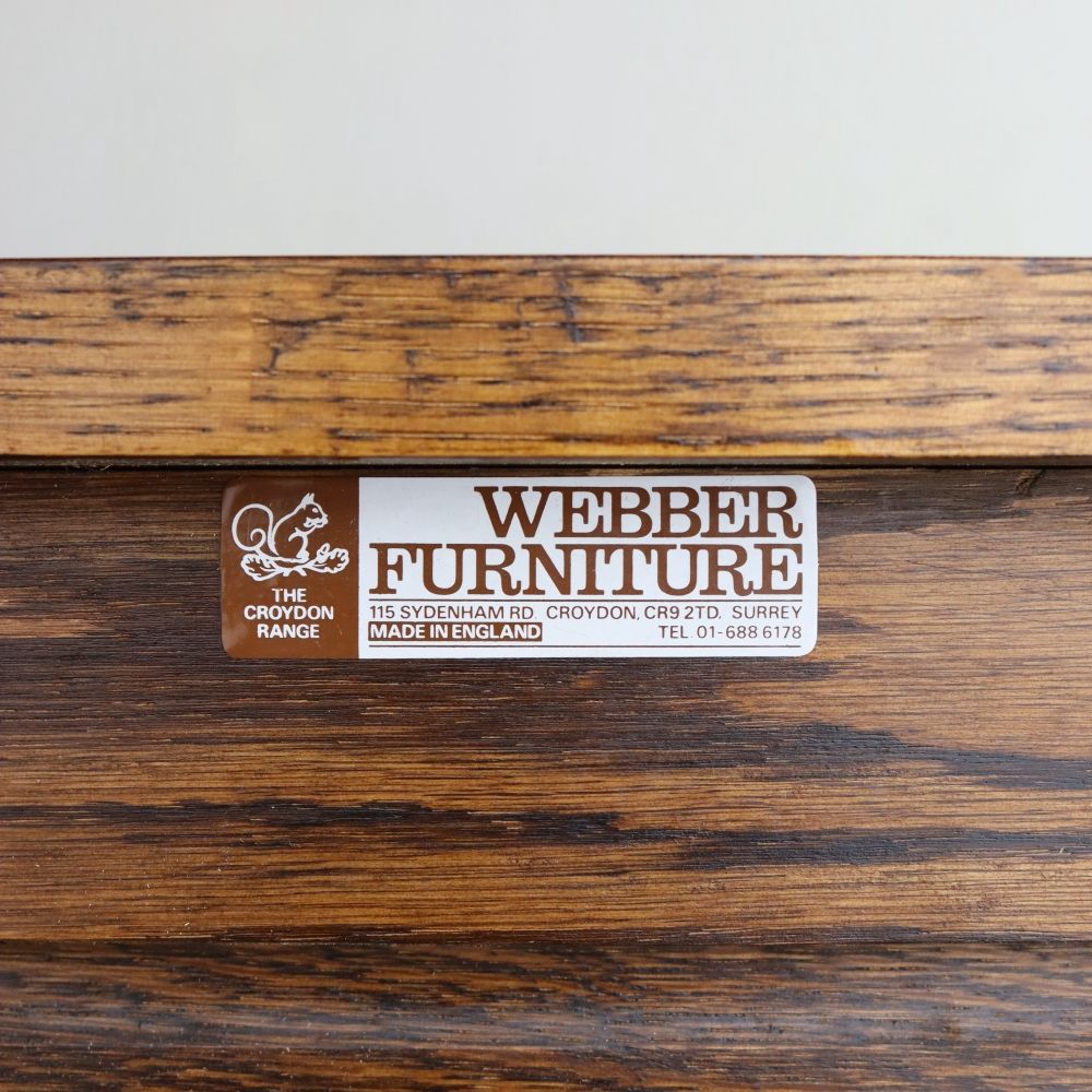 手仕事の技を堪能♪ サイドボード【WEBBER FURNITURE】 VC107-181