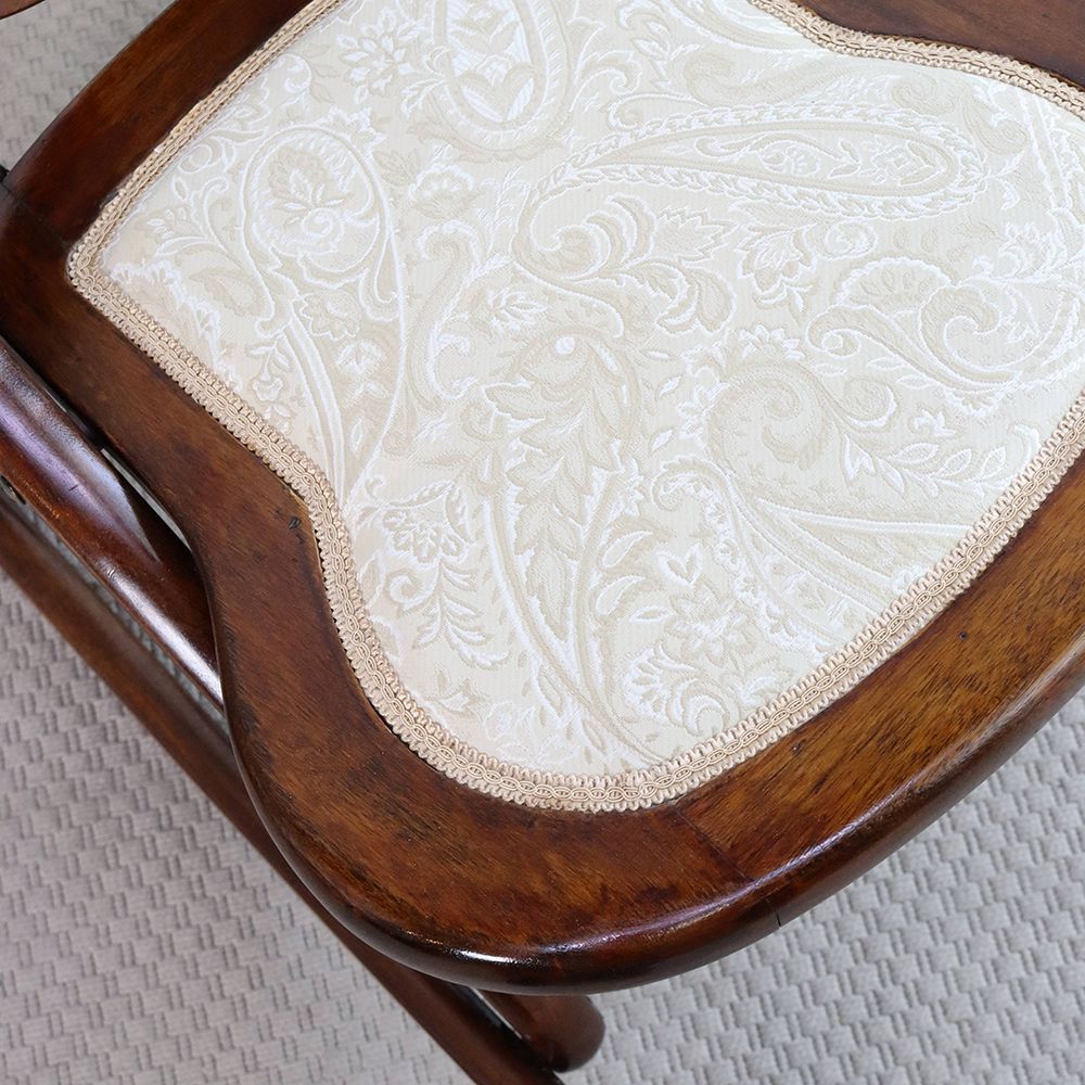 カジュアルに楽しんで♪ 折りたたみロッキングチェア VC107-266