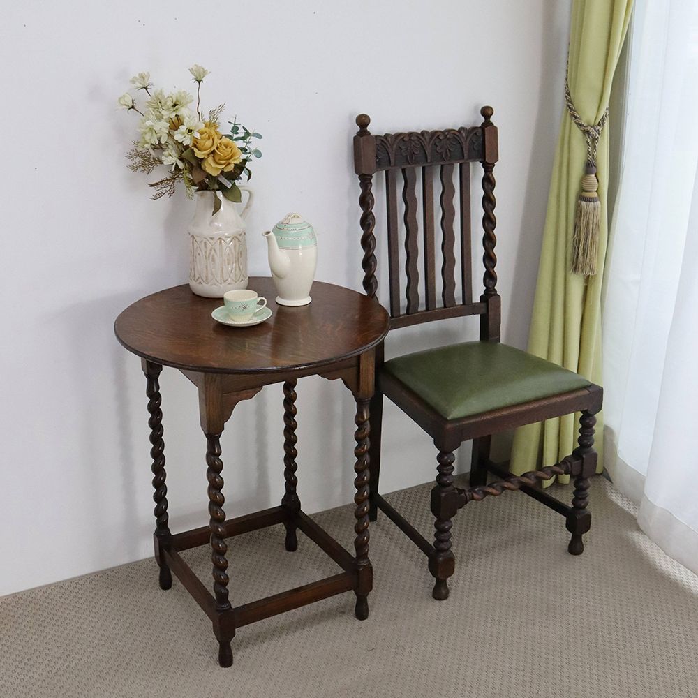 オークの杢目が素敵です♪ オケージョナルテーブル VC108-065