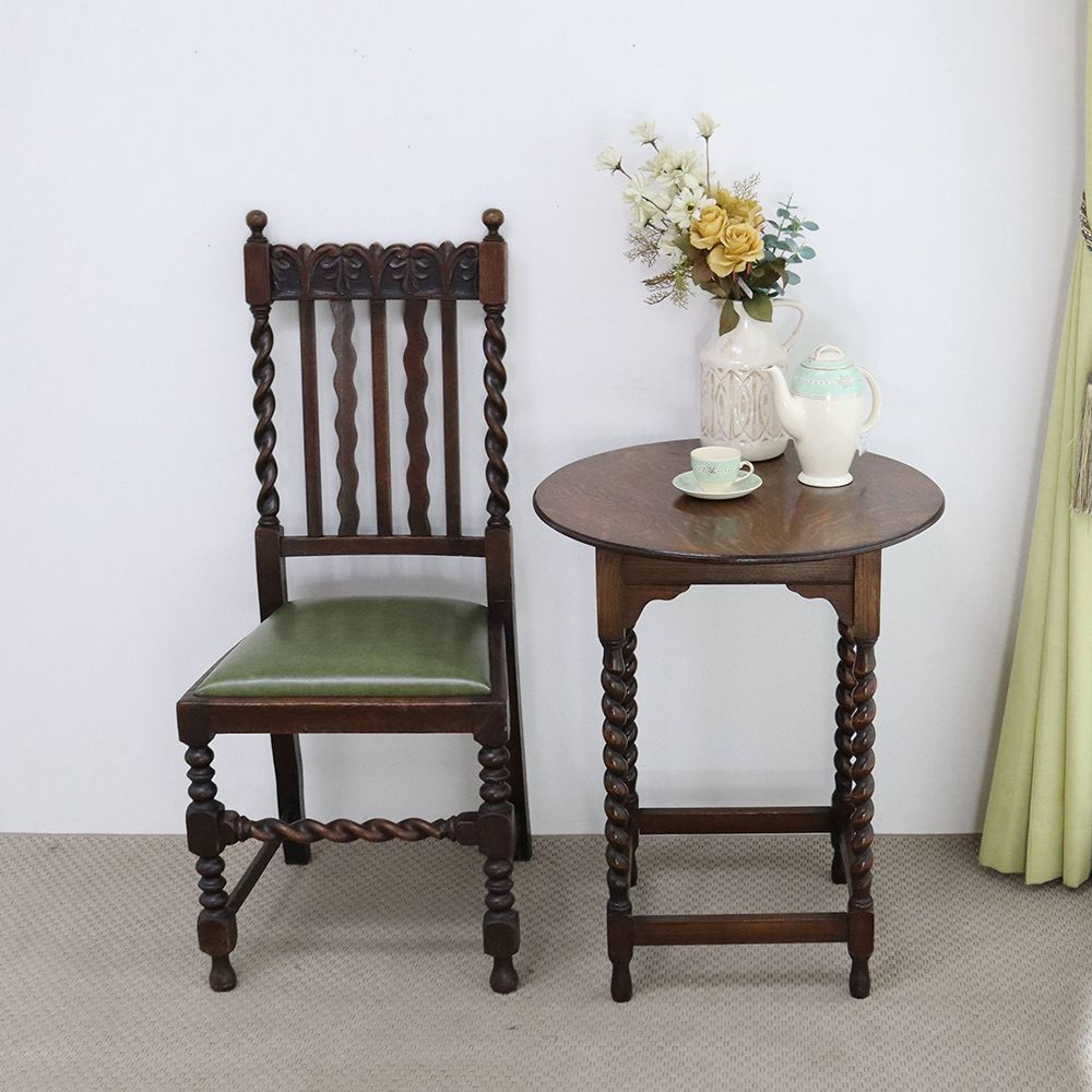 オークの杢目が素敵です♪ オケージョナルテーブル VC108-065