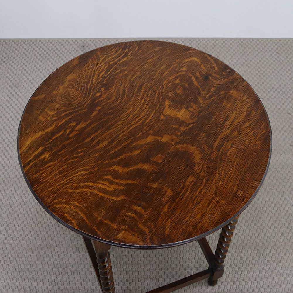 オークの杢目が素敵です♪ オケージョナルテーブル VC108-065