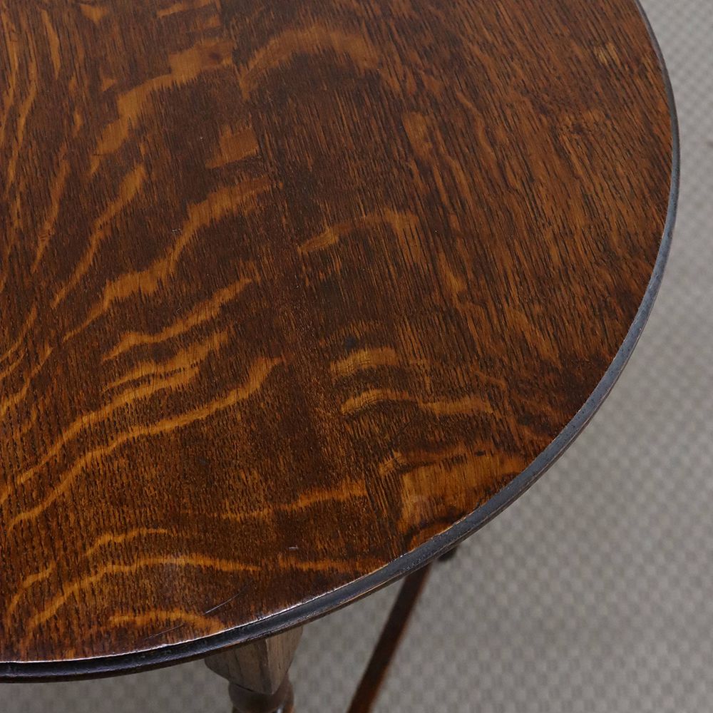 オークの杢目が素敵です♪ オケージョナルテーブル VC108-065