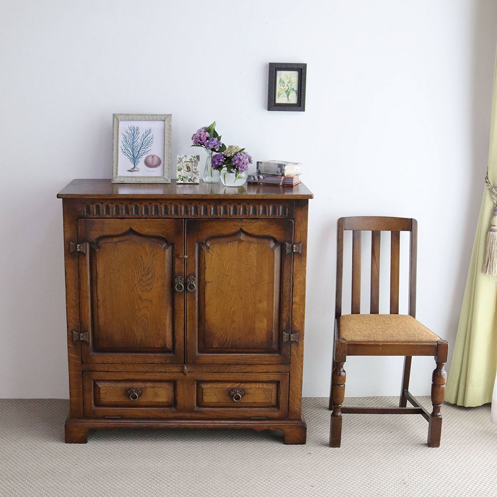 オークの重厚感を楽しんで♪ キャビネット VC108-116