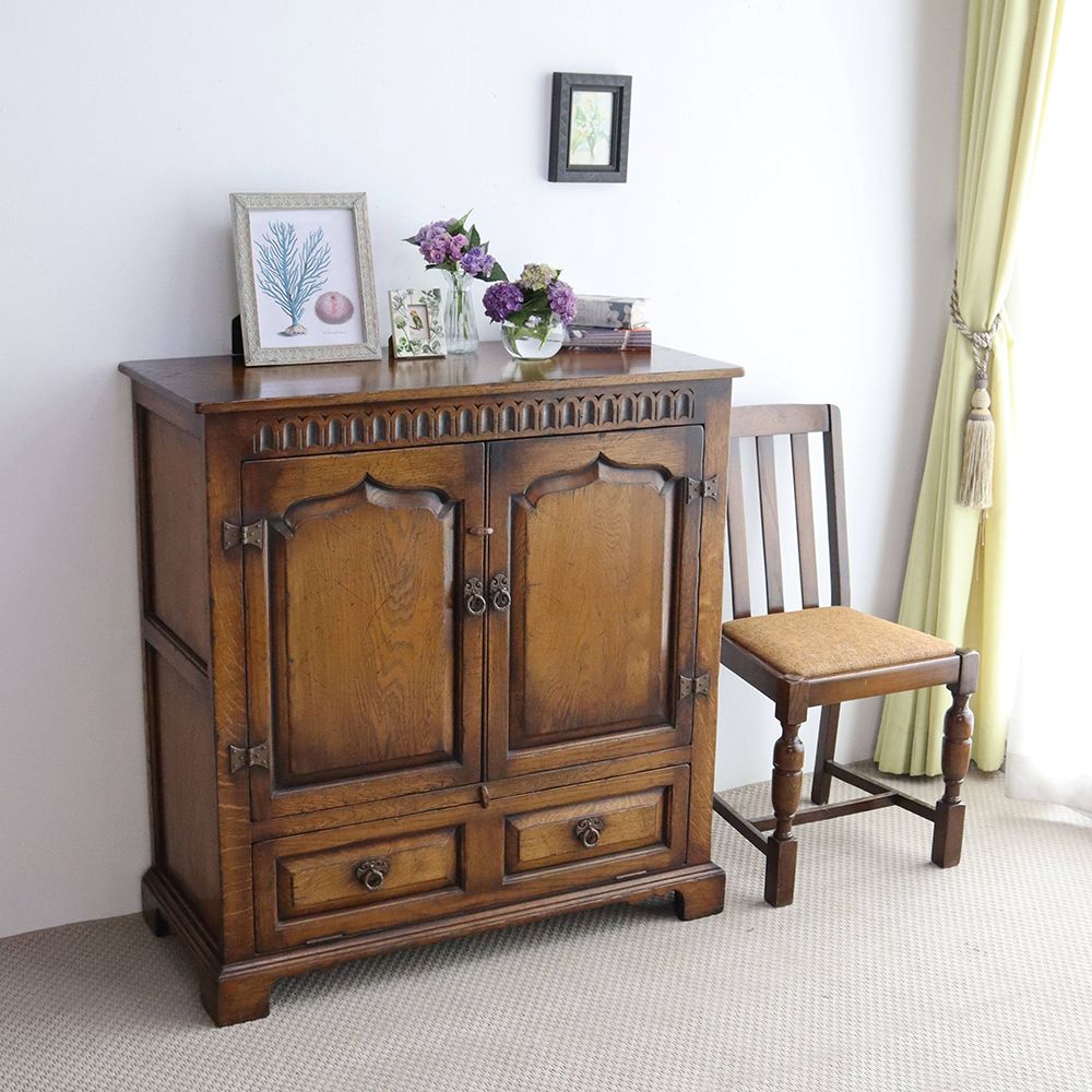 オークの重厚感を楽しんで♪ キャビネット VC108-116