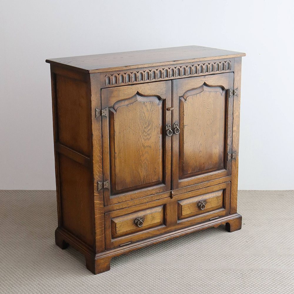 オークの重厚感を楽しんで♪ キャビネット VC108-116