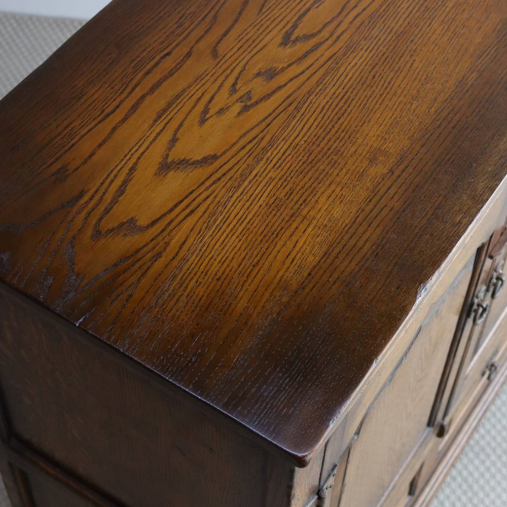 オークの重厚感を楽しんで♪ キャビネット VC108-116